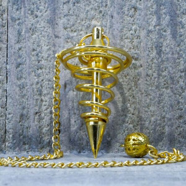 PENDULE METAL TOUPIE OR